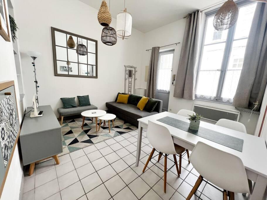 Appartement Cour Passy - Centre *