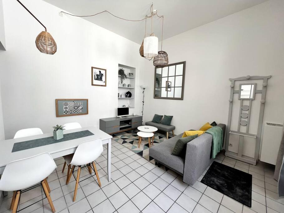 Cour Passy - Centre Appartement